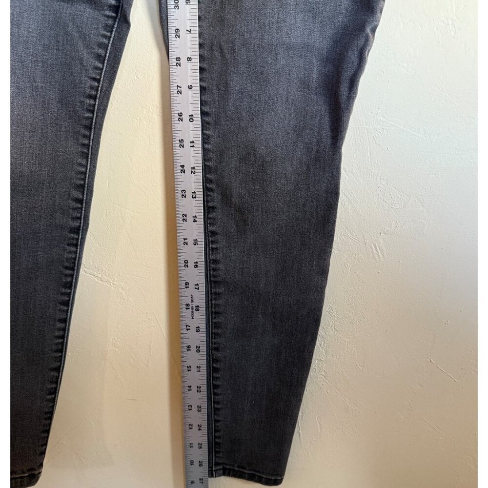 Universal Thread Women's 10 / 30R High Rise Faded Black Jegging/Jeans‎ Stretch - Picture 7 of 11